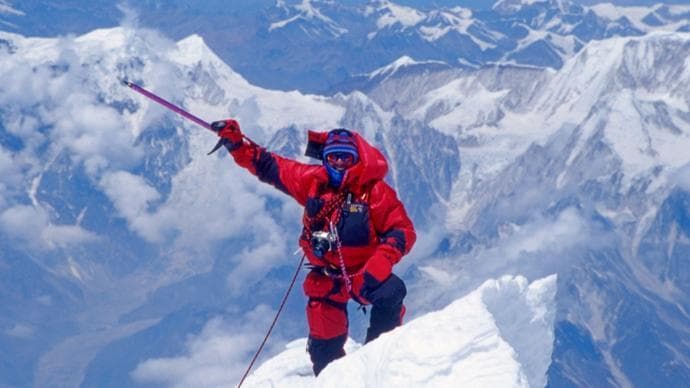 我们为什么要登山？因为山就在那里