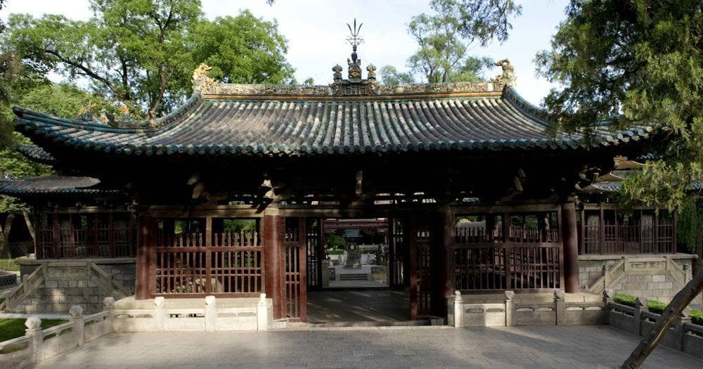 晋祠献殿：金代古建的艺术瑰宝