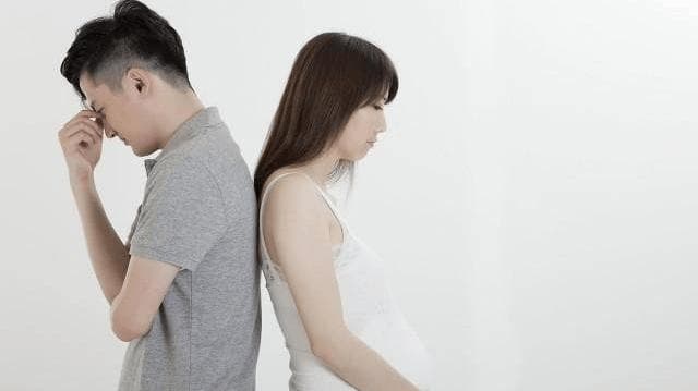 离婚率攀升：探讨背后的原因和影响