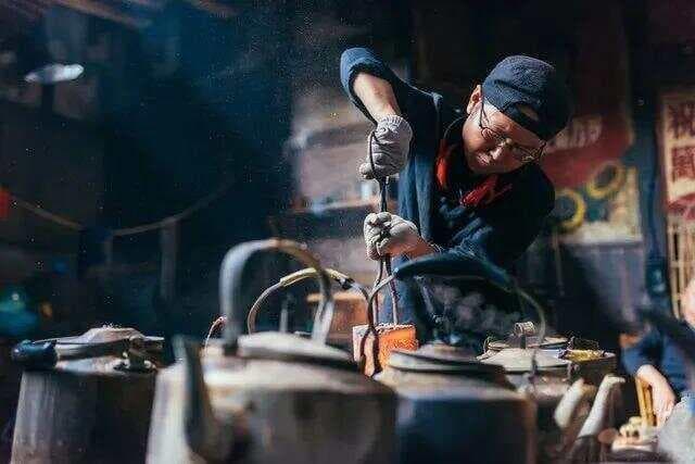 过量饮茶的5大危害，看完你还会喝茶吗？