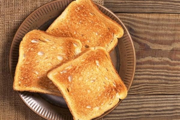 吃碱水面包能减肥吗？从成分到食用建议的全面解析