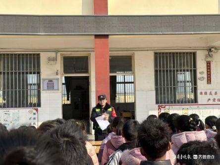 张炉集镇张北第一小学开展“070”勇敢者行动，向校园欺凌说“不”