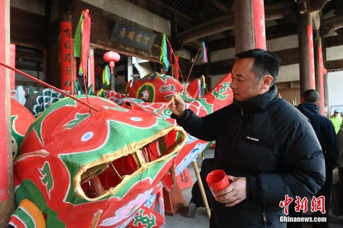 黄山歙县：传承八百年的“鱼灯”焕发新生