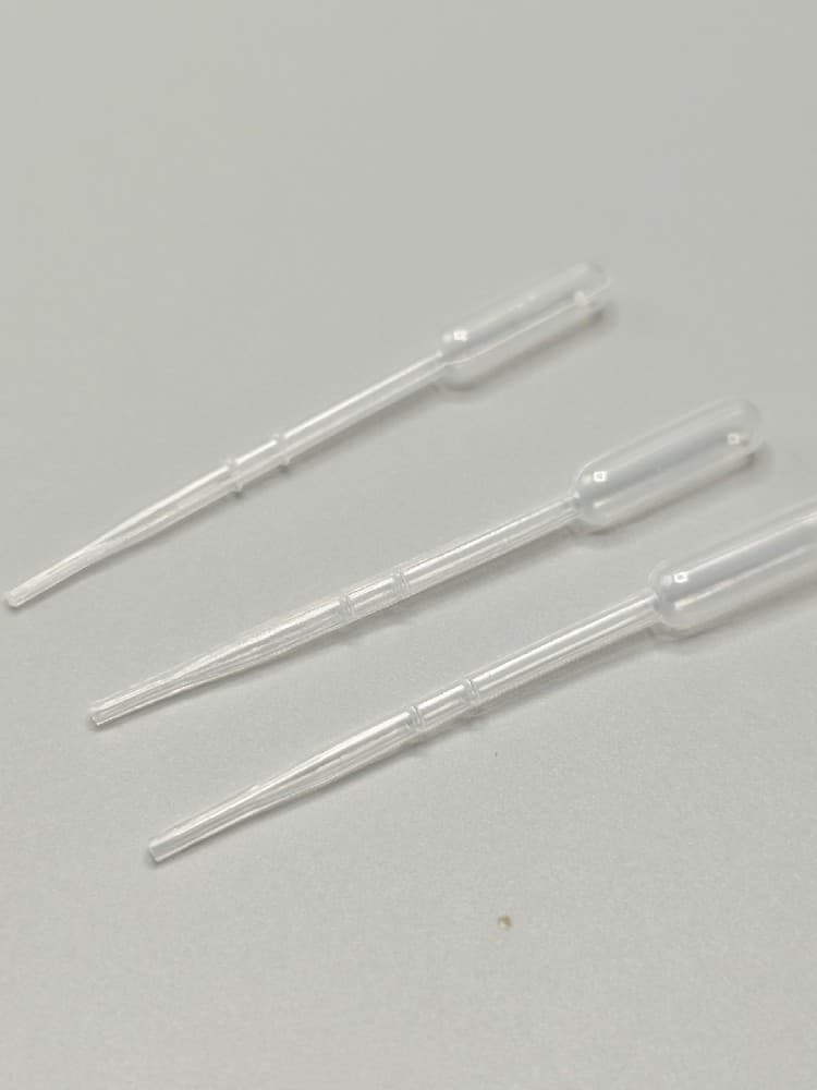 刻度定量吸管：保障药物剂量准确性的关键工具