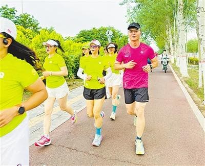 健身“热辣滚烫” 谨防“边练边伤”