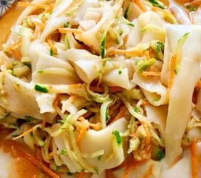 家庭版凉皮制作秘籍，轻松搞定夏日美食！