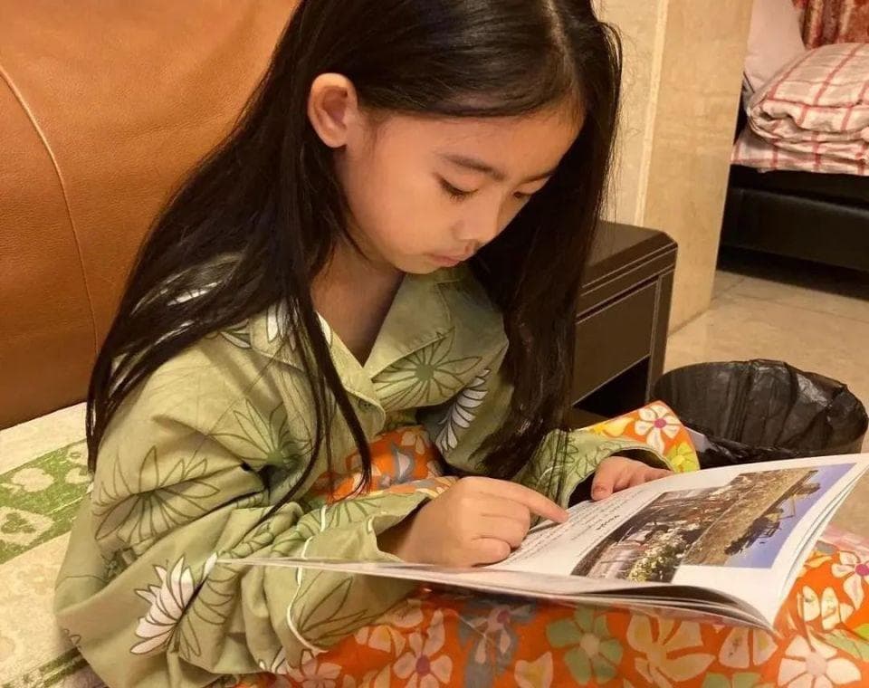 一年半女儿远视储备从0涨到150度，全靠坚持了这件事...（不是大户外）