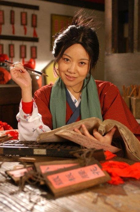 闫妮：军营磨砺出的实力派演员