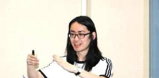 网瘾少年陈立杰：曾连打三天两夜游戏，后自学编程，18岁考上清华