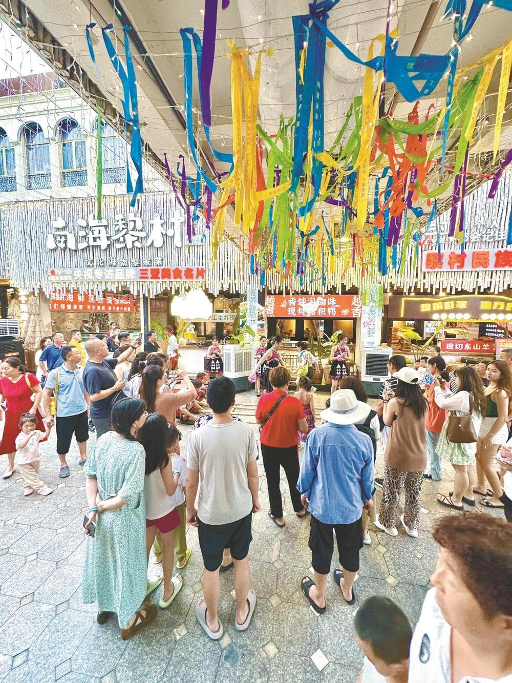 绍兴餐饮人外地创业记：三亚特色餐厅与深圳网红面包店的成功之路