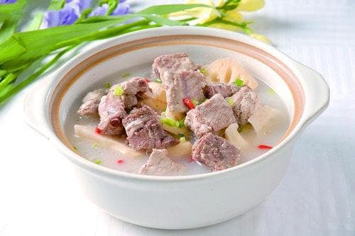 喝骨头汤能补钙？80碗才抵得上1盒牛奶