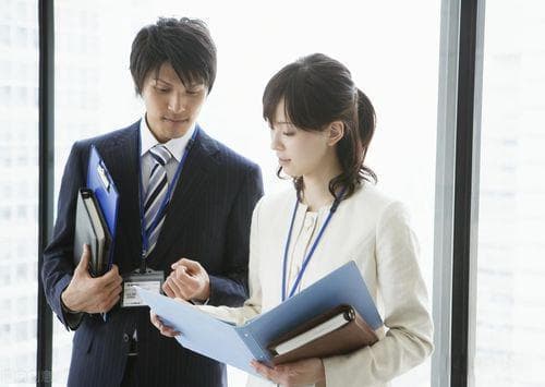 领导对你说“辛苦了”，低情商回“谢谢”，高情商用教科书级话术