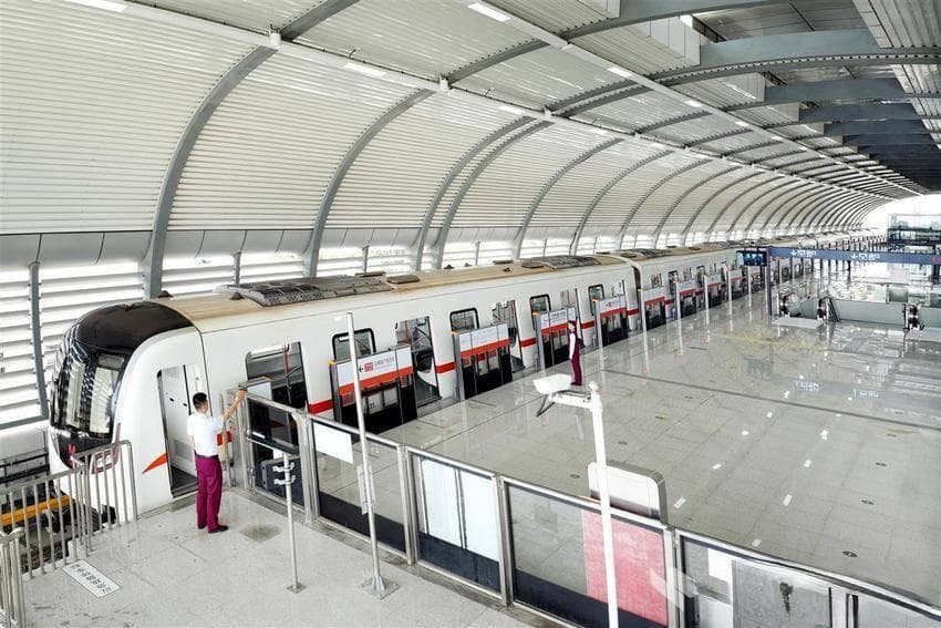 两江四岸地铁纵横 武汉地铁迈入“500公里+”时代