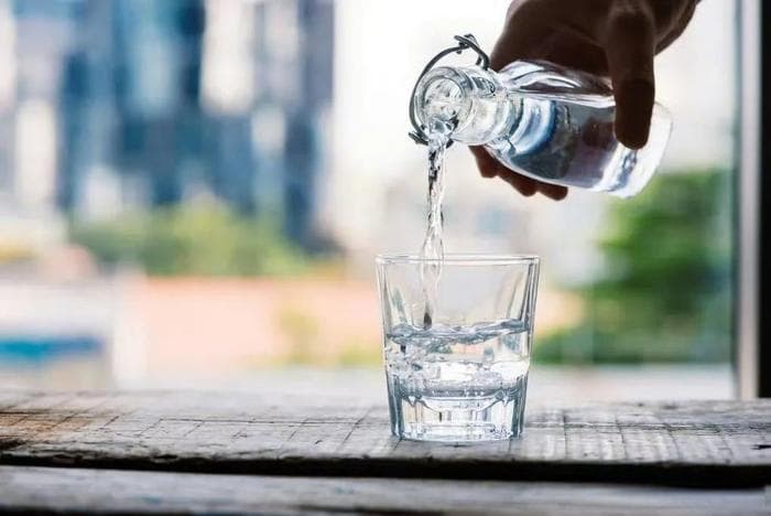 饭前喝点水就能减肥