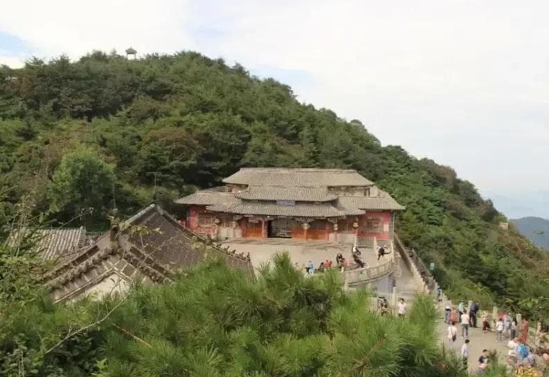 山东13处5A级景区全攻略：从泰山到蓬莱阁，领略齐鲁文化魅力