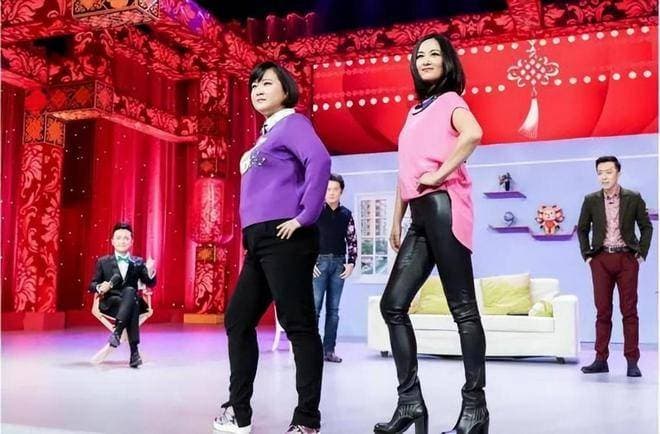贾玲近照曝光，复胖再次引发热议！网友：熟悉的她又回来了