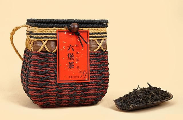 六堡茶的价格区间与选购指南：从入门到精通