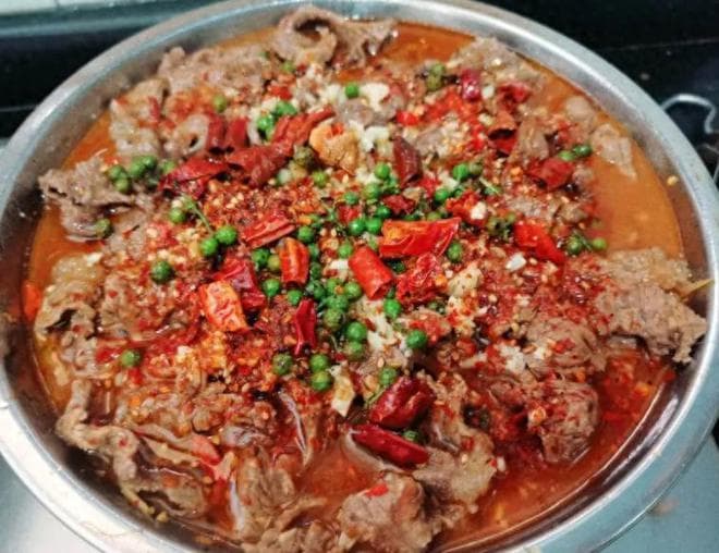 水煮牛肉烹饪技巧：如何做出超嫩口感！