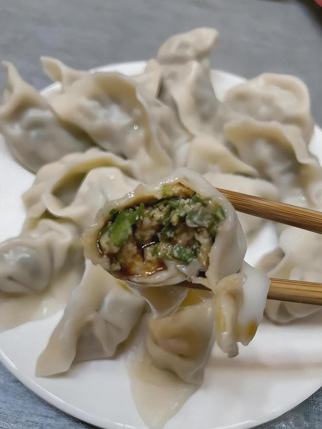 惊蛰三鲜：荠菜饺子、香椿炒蛋、春笋炒毛豆，传统美食里的养生智慧