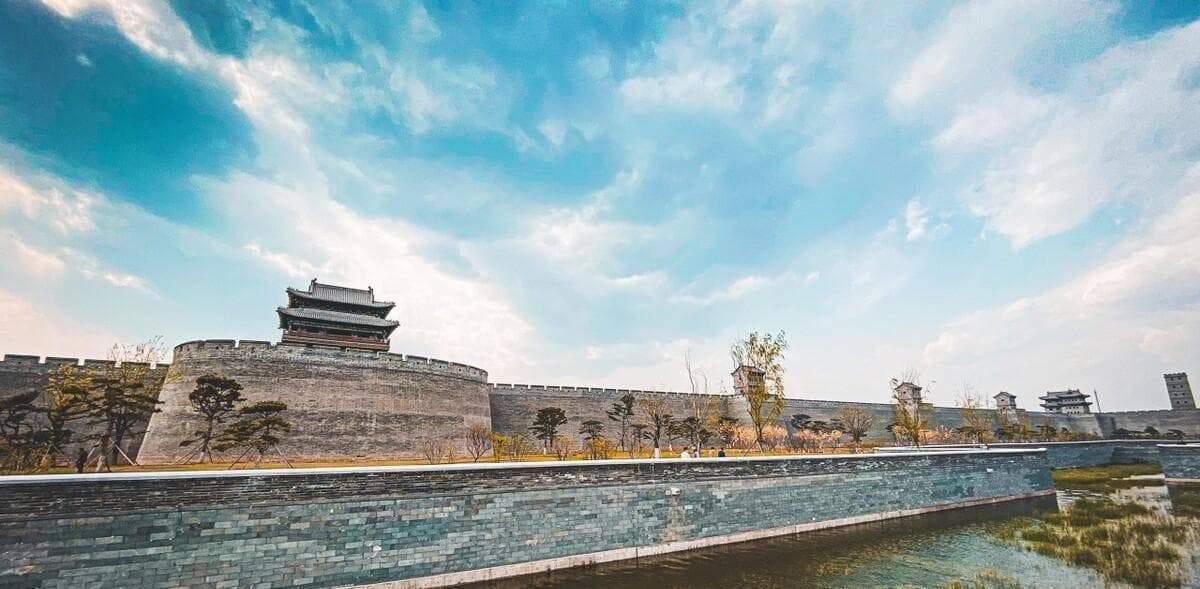 从雍山雍水到京兆府：雍州历史地理变迁考