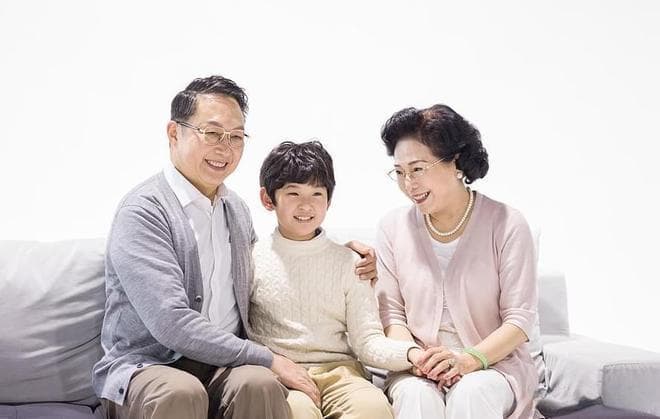 家中老人溺爱孙辈，干涉家庭教育怎么办？