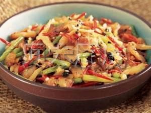 豆豉辣椒炒猪油渣的做法