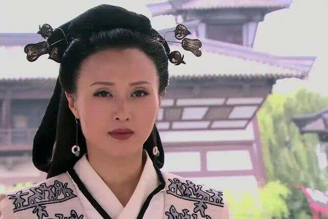 薄姬：从战俘到皇太后，她如何在汉朝权力斗争中全身而退