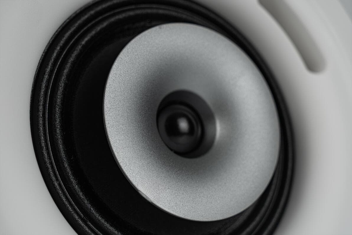 吸顶音箱中的扬声器——号角式
