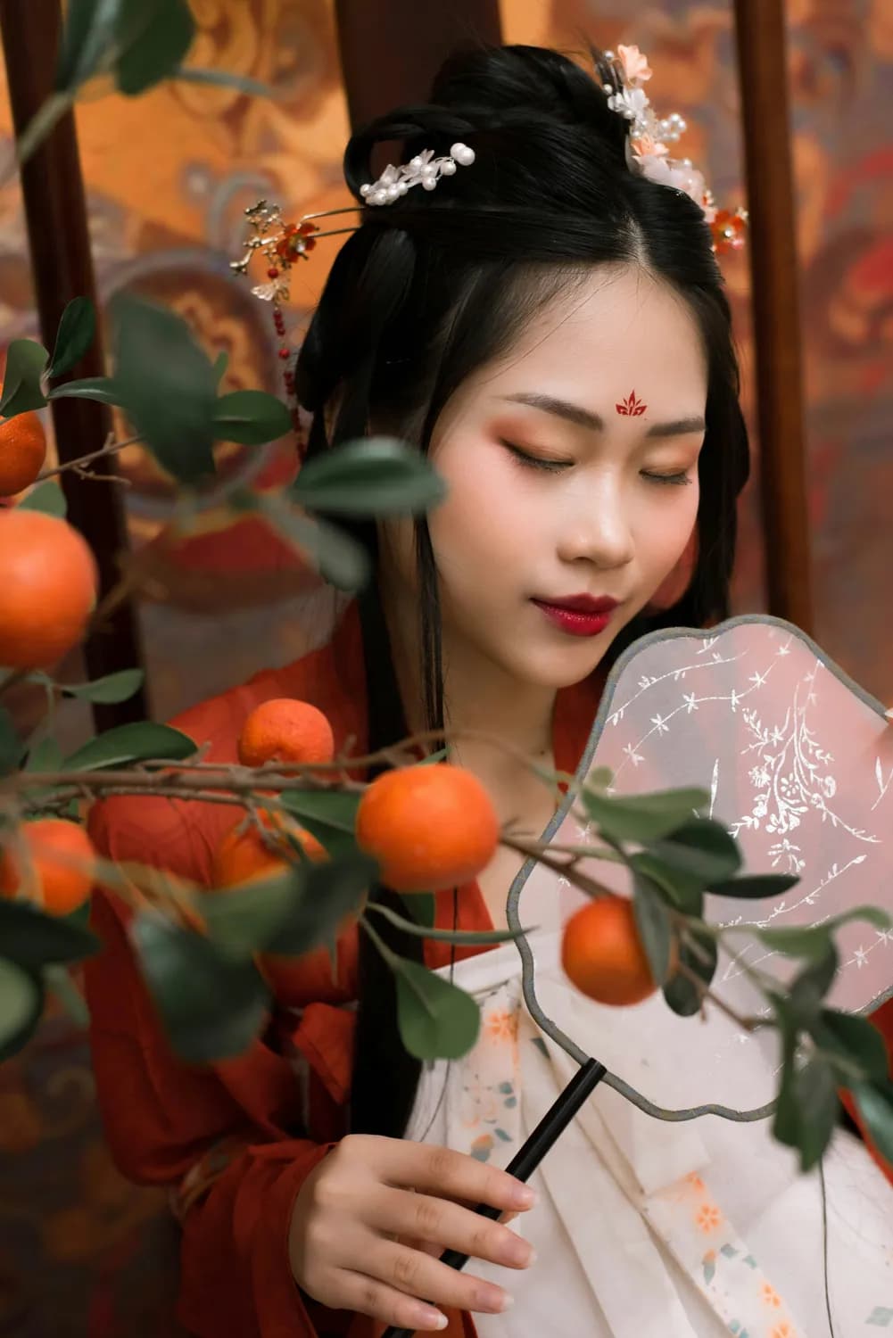 东西方美女大PK：谁才是真正的绝世美人？
