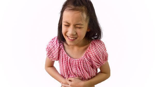 小孩肚子疼30秒止疼法