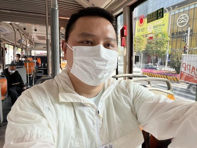 见证中国公交发展，90后小伙完成成都至哈尔滨公交之旅
