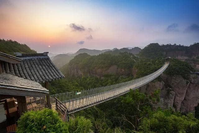台州神仙居简介，穿越仙境，尽享自然之美！