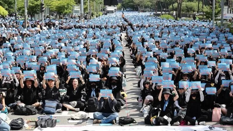 从虐待致死到霸凌自杀背后的“合群文化”，韩国为何成了霸凌文化的重灾区？