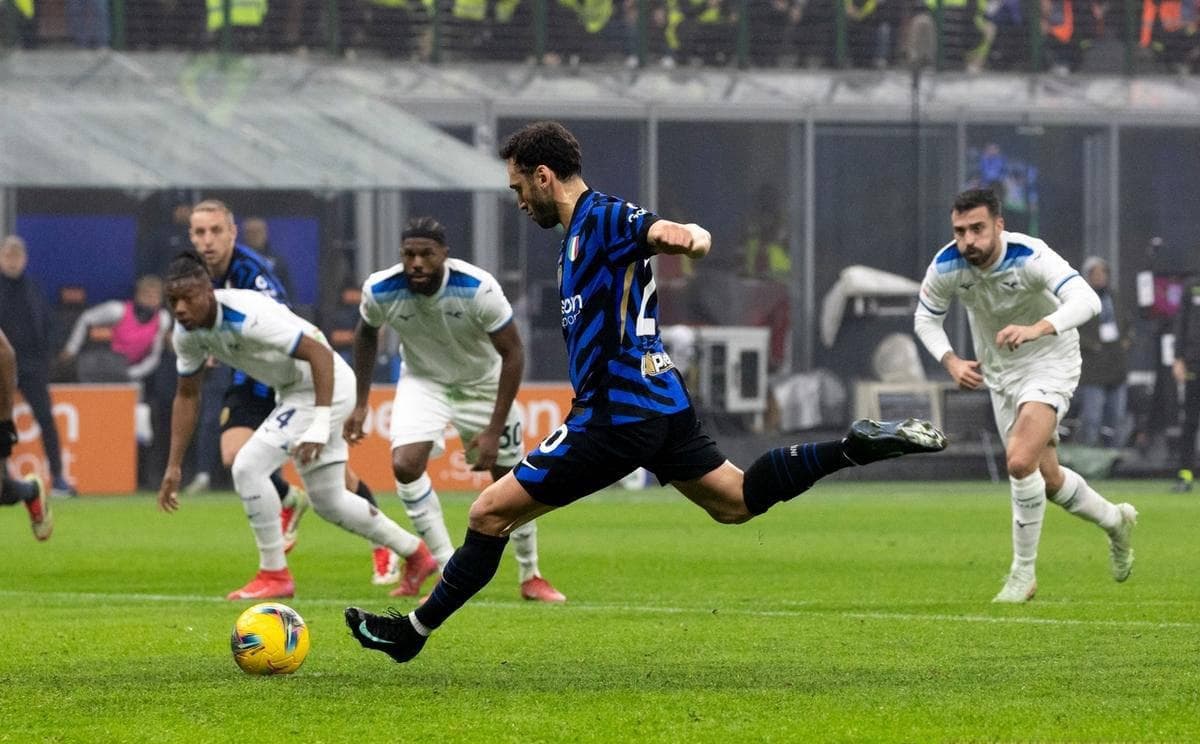 国际米兰2-0大胜拉齐奥，轮换阵容取得胜利，意大利杯将上演米兰德比