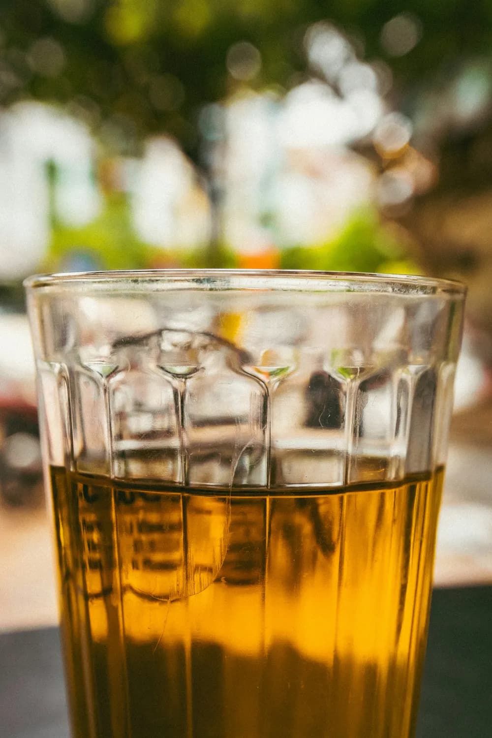 白酒啤酒混着喝，小心伤身又伤胃！