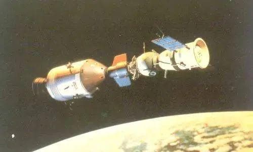 宇宙飞船：人类探索太空的重要工具