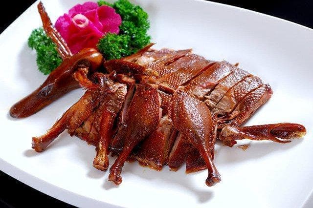湖南酱板鸭：传统工艺与文化传承