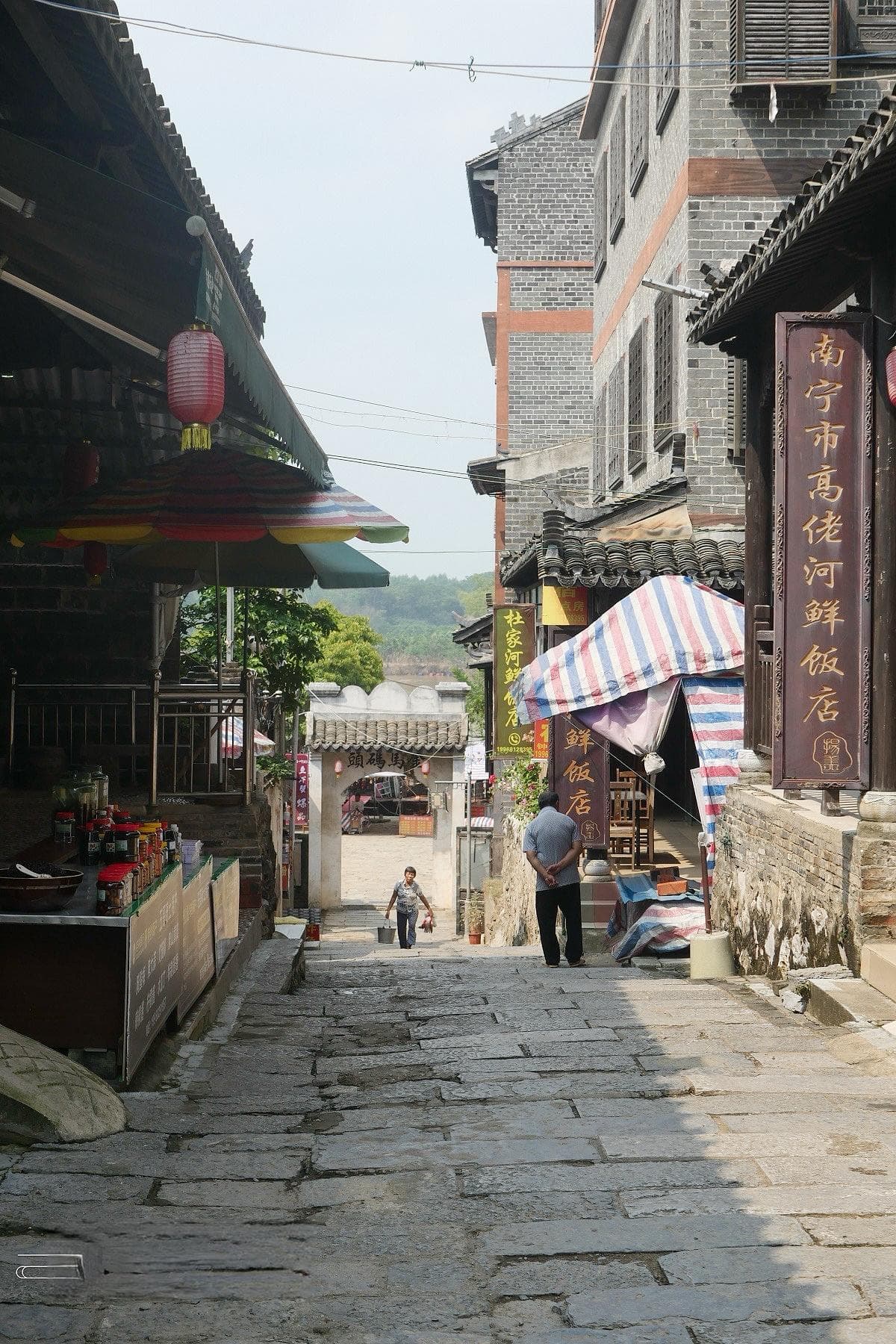 广西扬美古镇与蔡村：传统村落保护与开发的实践样本