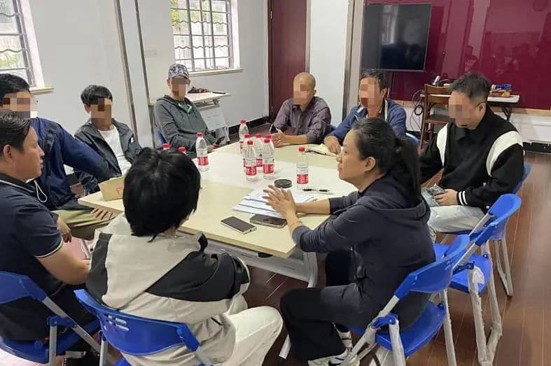 居民出行有安全隐患？他们修缮道路为民解心结