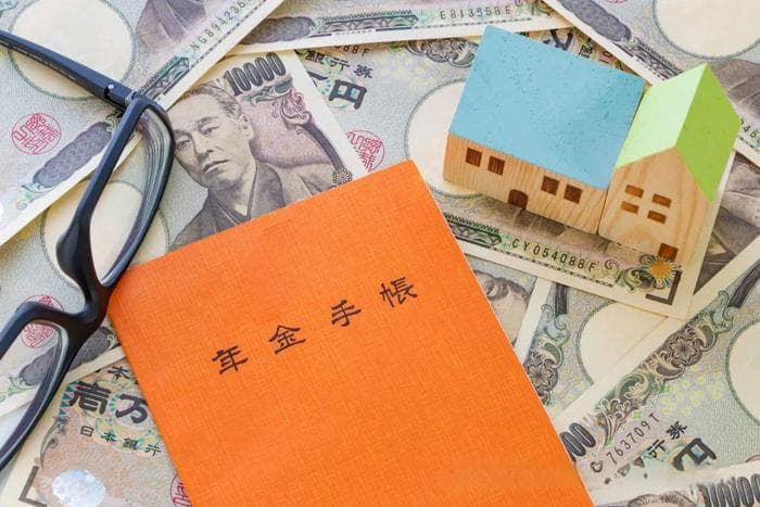 在日本工作到65岁，每月能领取多少养老金？