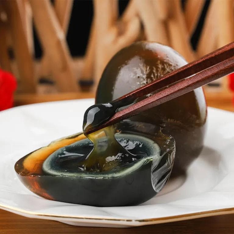 『蛋（松花蛋，鸭蛋)[皮蛋]』营养价值 | 每100g营养成分表