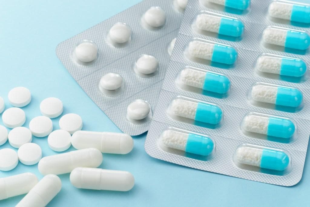 出国旅行必备药品清单及携带指南