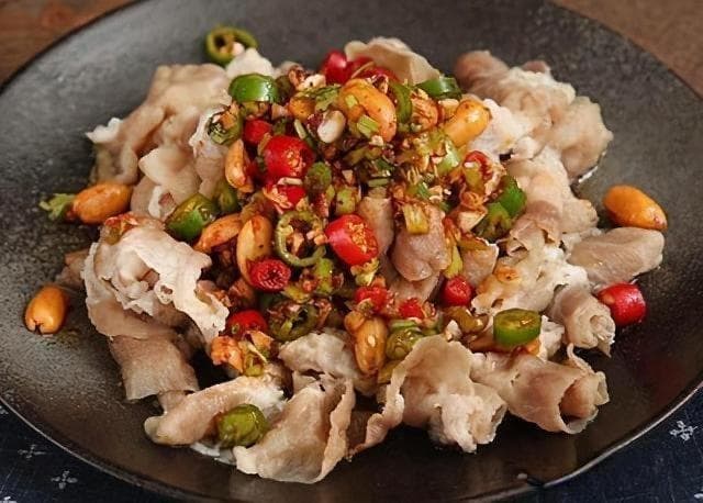 每百克147卡路里，榴莲的营养价值与食用建议