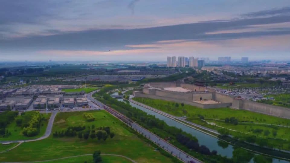 正定上榜国内100座“值得去的小城” “中国古建筑博物馆”火出圈
