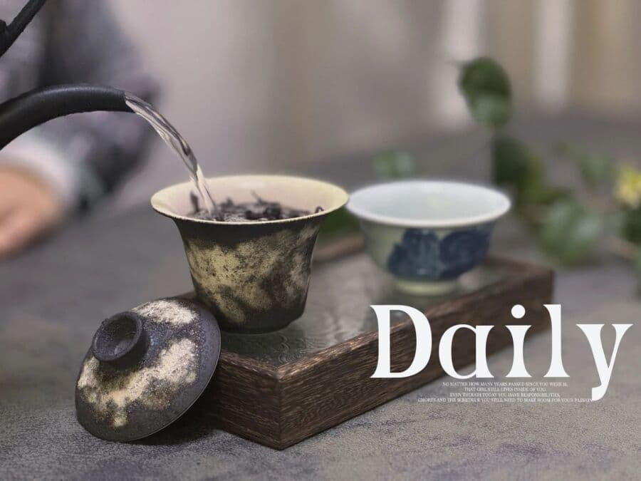 爱喝茶的人，晚上都喝什么茶？红茶、绿茶，还是岩茶、老白茶？