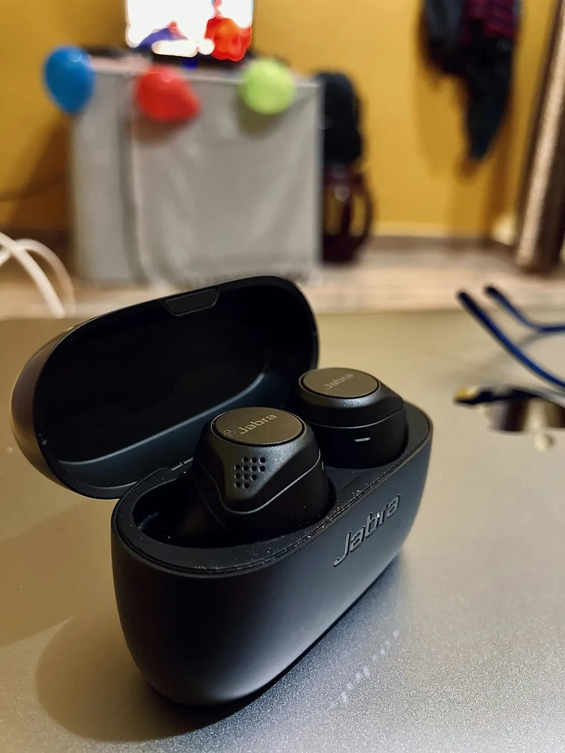 微服务架构下，如何平衡登录功能的安全与便捷？