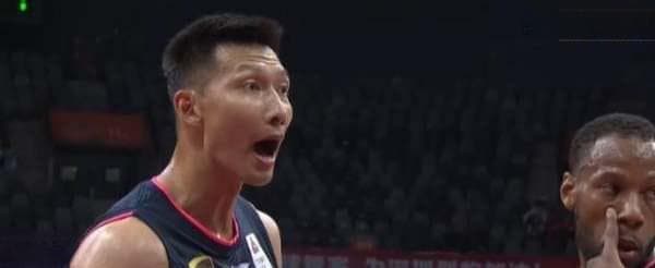 “我可以喝一瓶拉菲”：易建联经典网络梗的由来