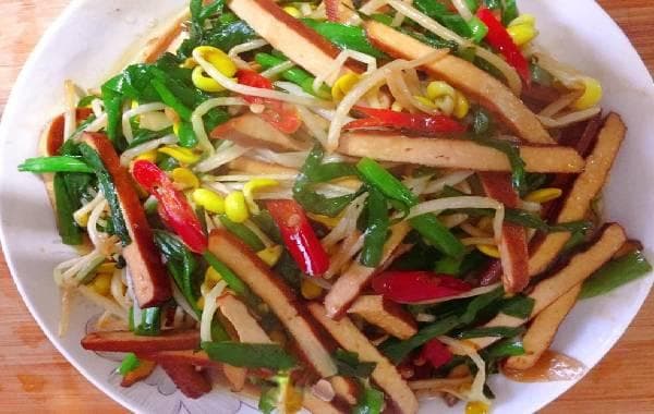 豆豉炒豆芽：简单美味的家常菜制作方法