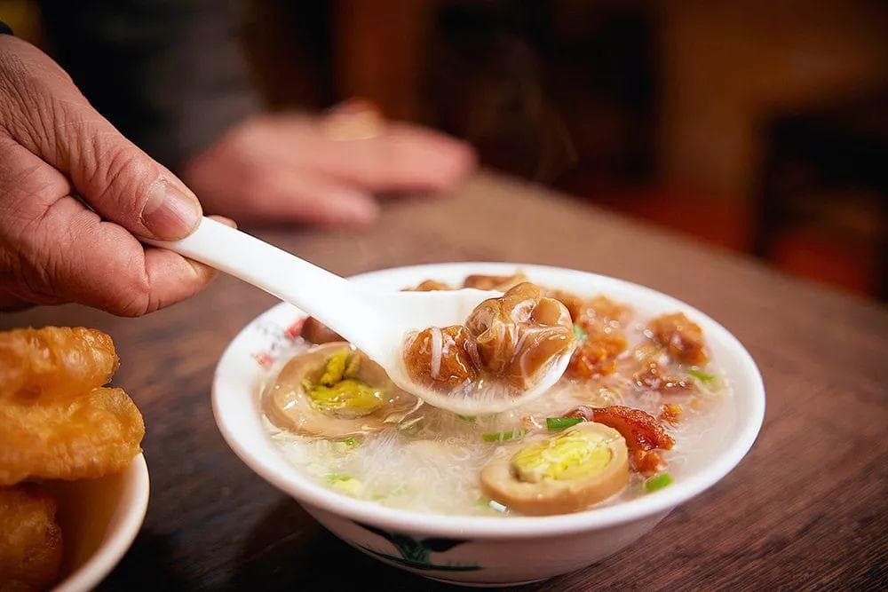 泉州街头巷尾的美味：探寻这座海滨城市的特色小吃