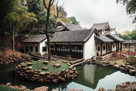 岳麓书院：探秘千年学府的文化与历史